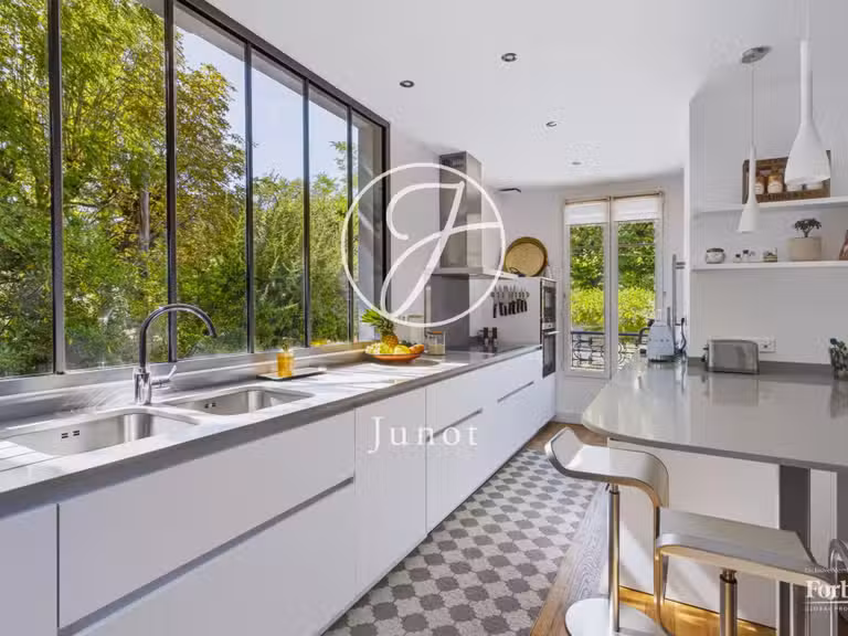 Maison Le Vésinet - 5 chambres - 245m²