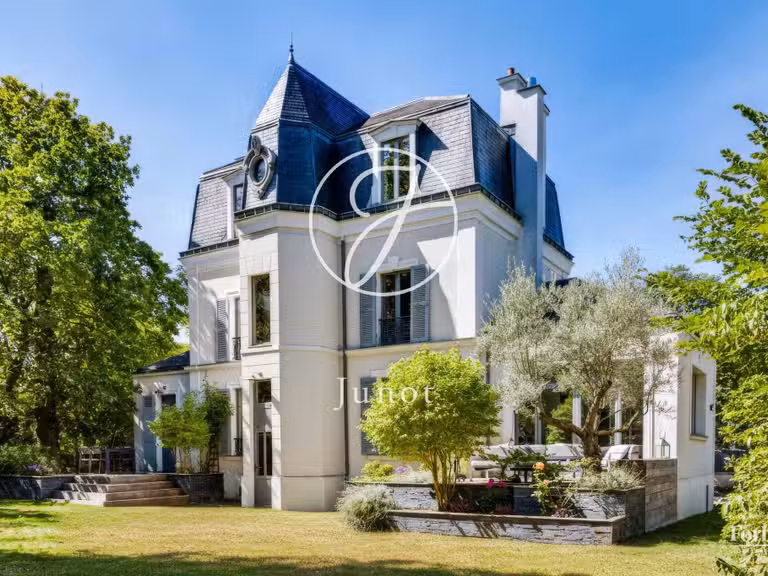 Maison Le Vésinet - 5 chambres - 245m²