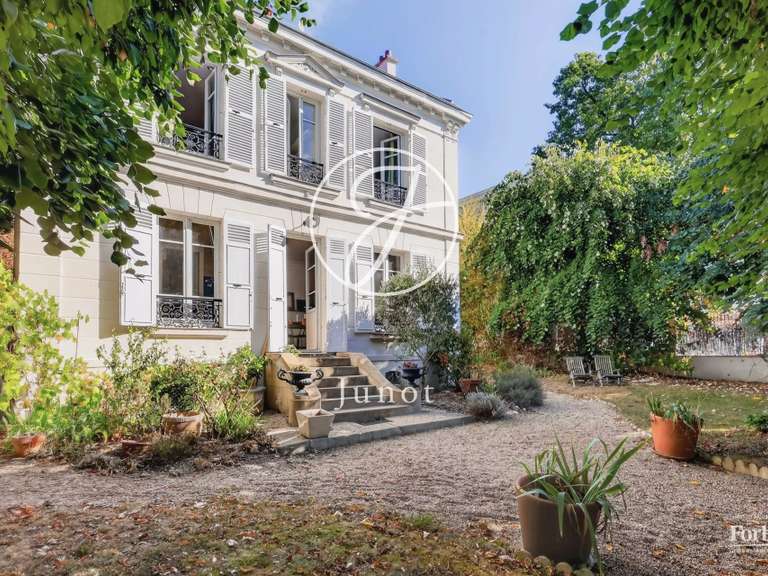 Maison Le Vésinet - 5 chambres - 239m²