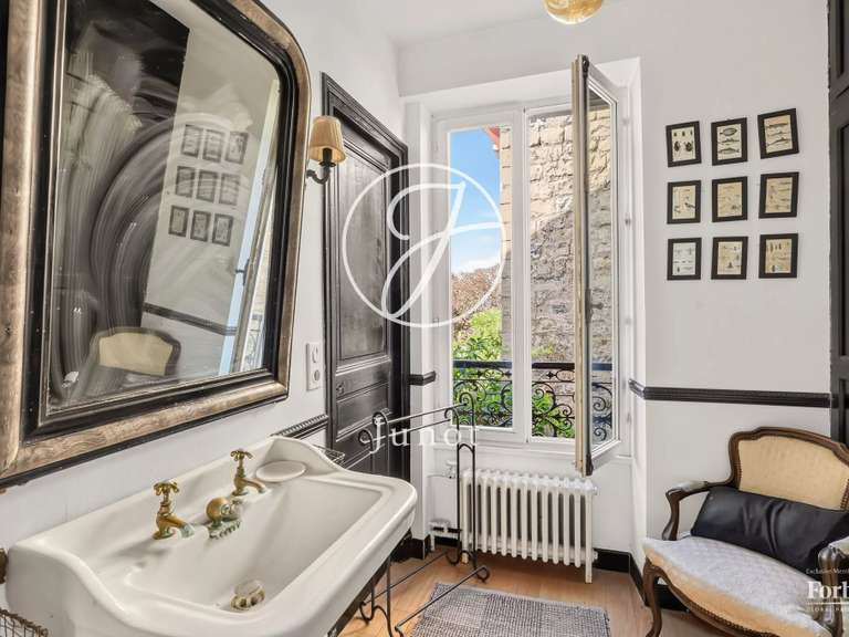 Maison Le Vésinet - 5 chambres - 239m²