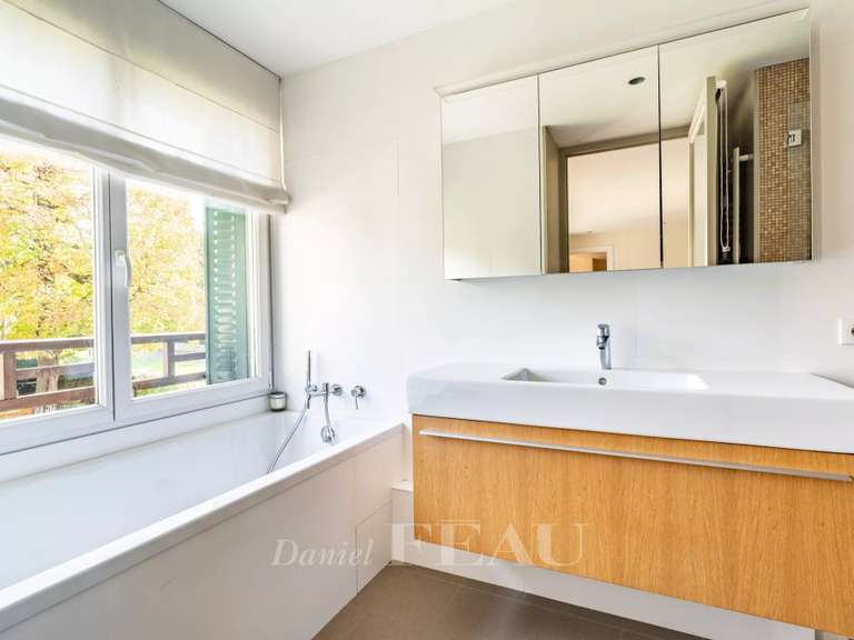 House Le Vésinet - 5 bedrooms - 240m²