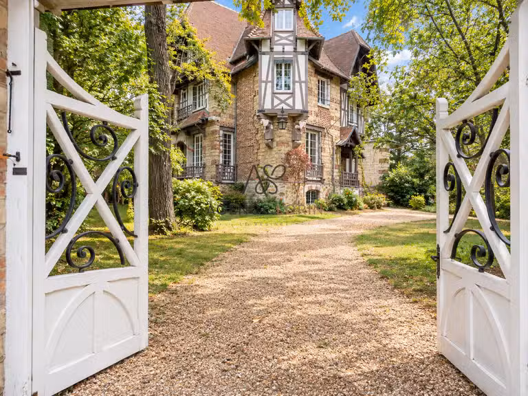 Maison Le Vésinet - 6 chambres - 214m²