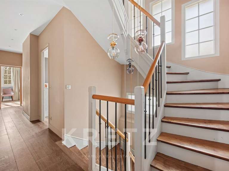 Property Le Vésinet - 4 bedrooms - 264m²