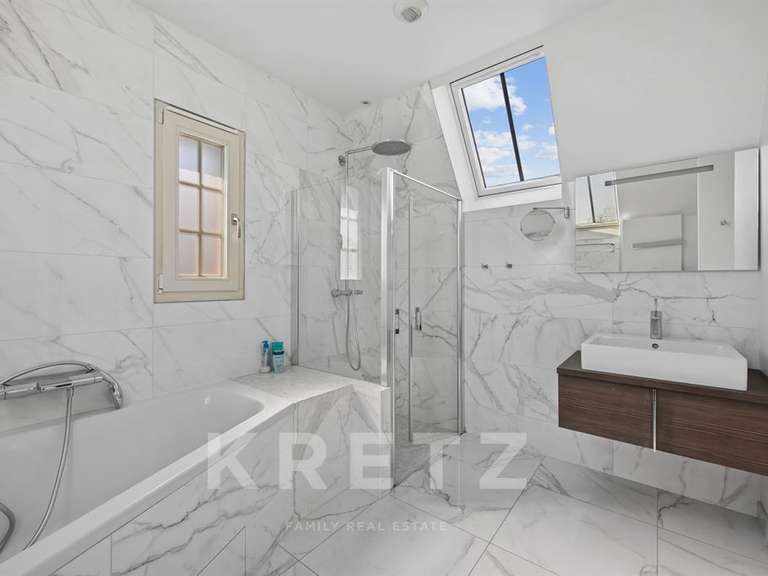 Propriété Le Vésinet - 5 chambres - 264m²