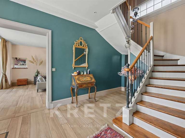 Propriété Le Vésinet - 5 chambres - 264m²