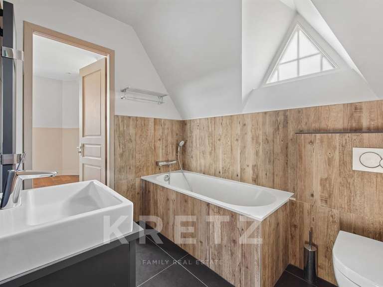 Propriété Le Vésinet - 5 chambres - 264m²