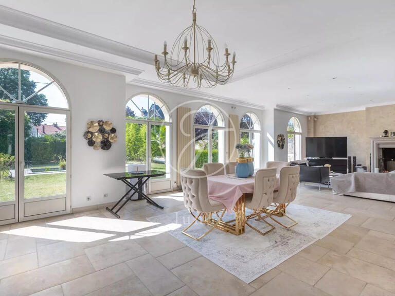 Villa Le Vésinet - 4 bedrooms - 316m²