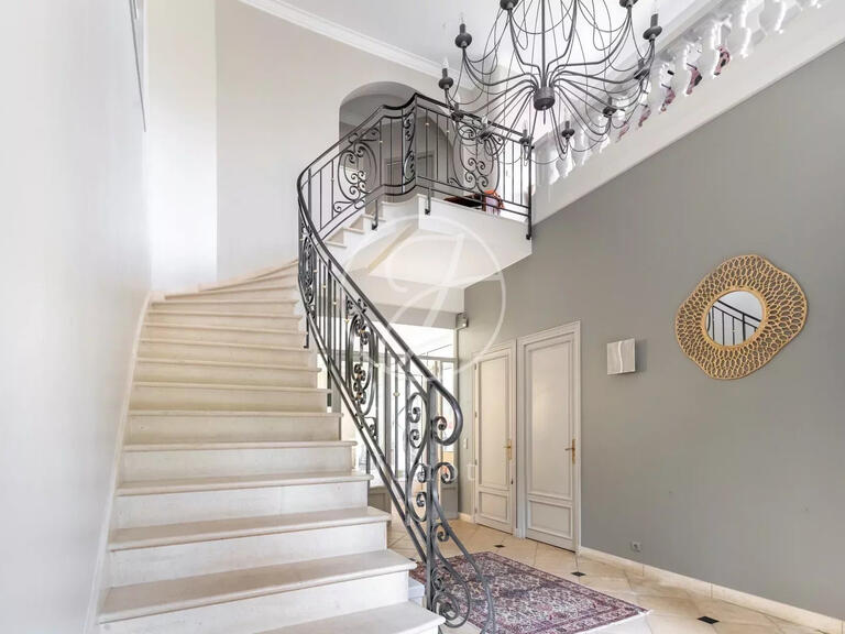 Villa Le Vésinet - 4 bedrooms - 316m²