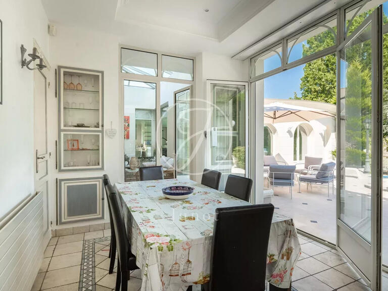 Villa Le Vésinet - 4 bedrooms - 316m²