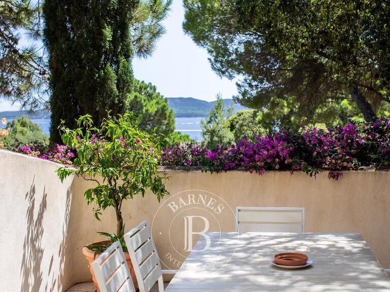 Sale House with Sea view Lecci - 3 bedrooms