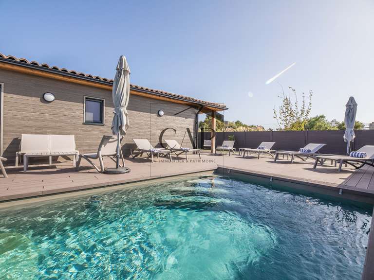 Maison Lecci - 15 chambres - 622m²