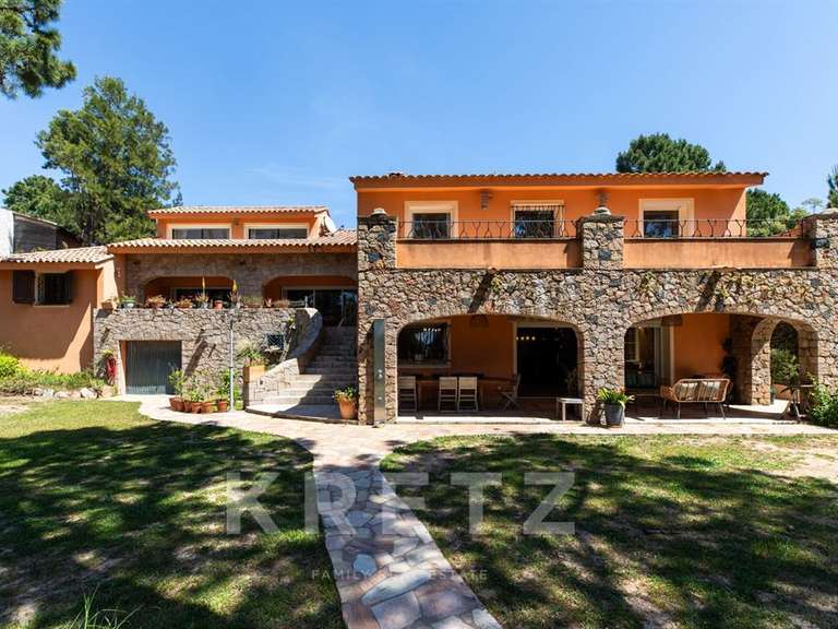 Maison Lecci - 9 chambres - 433m²