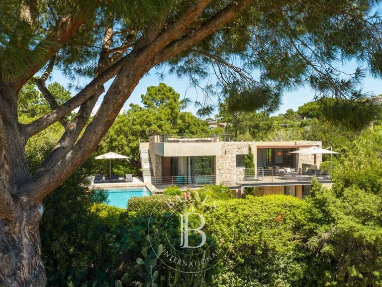 Property with Sea view Lecci - 4 bedrooms - 260m²
