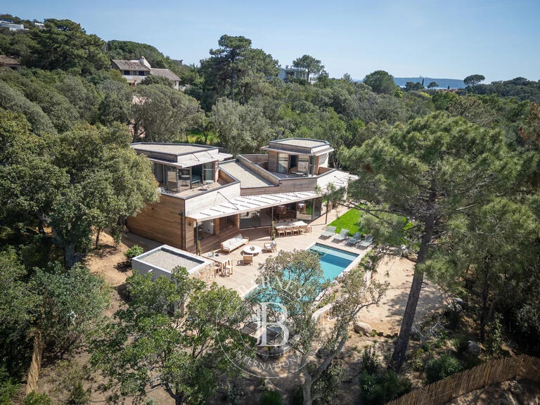 Villa Lecci - 244m²