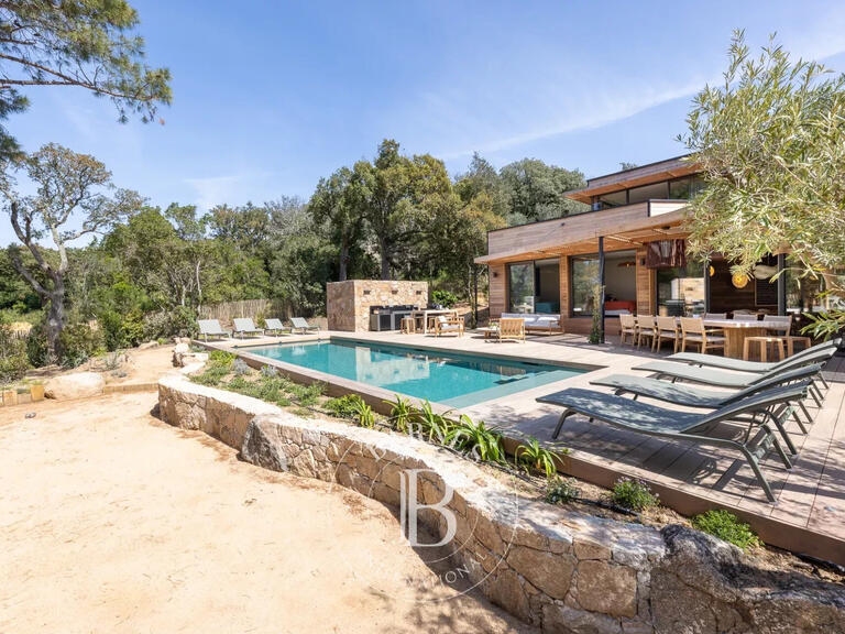 Villa Lecci - 244m²