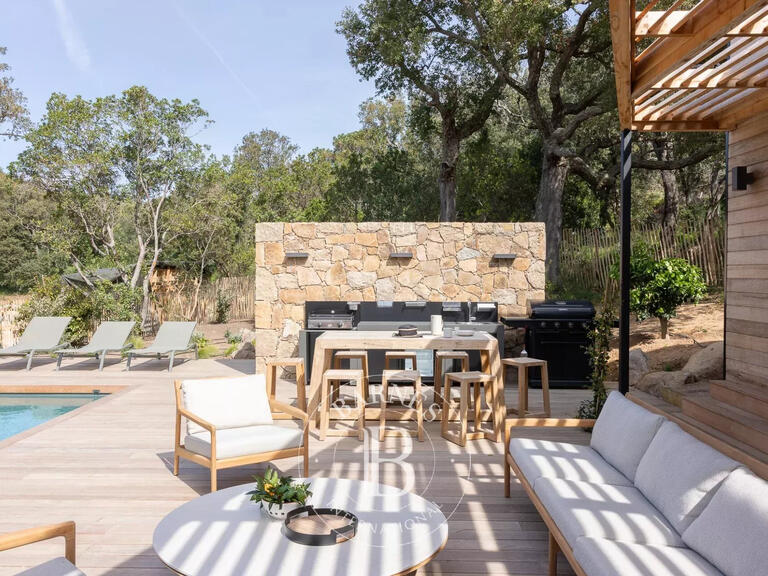 Villa Lecci - 244m²