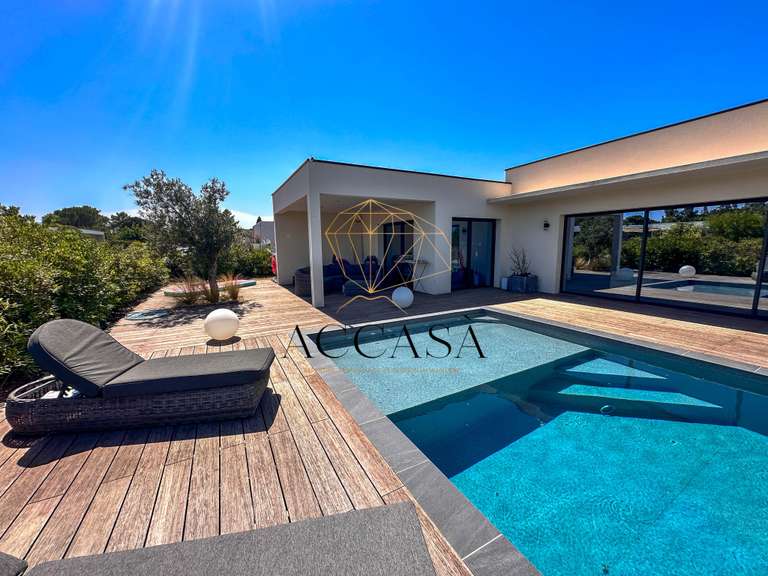 Villa Lecci - 4 bedrooms - 152m²