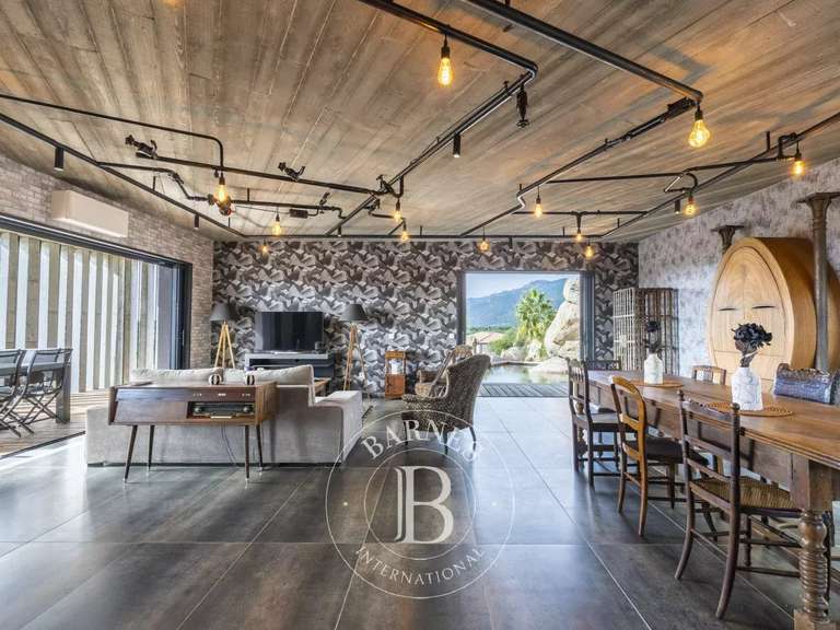 Villa Lecci - 4 bedrooms - 320m²