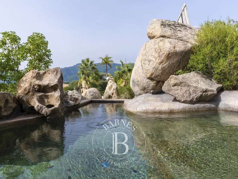 Villa Lecci - 4 bedrooms - 320m²