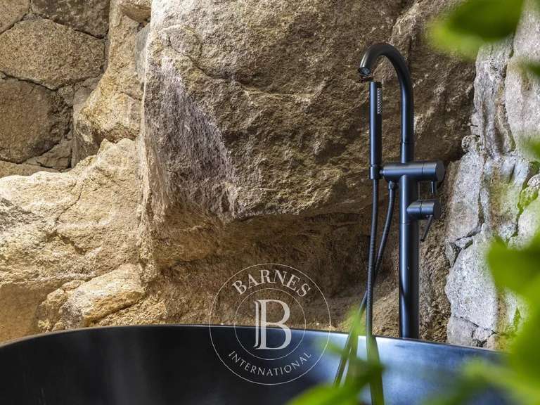 Villa Lecci - 4 bedrooms - 320m²