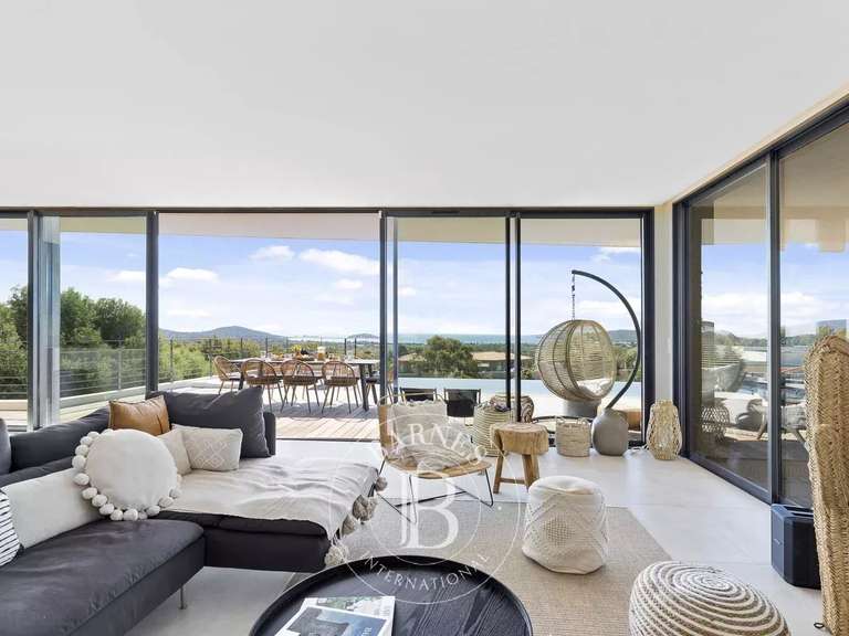 Villa with Sea view Lecci - 4 bedrooms - 220m²