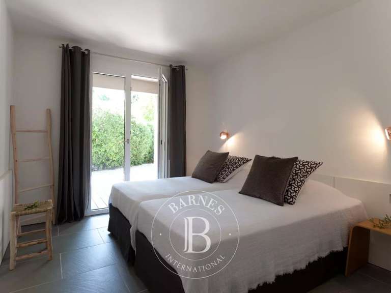 Villa with Sea view Lecci - 6 bedrooms - 318m²