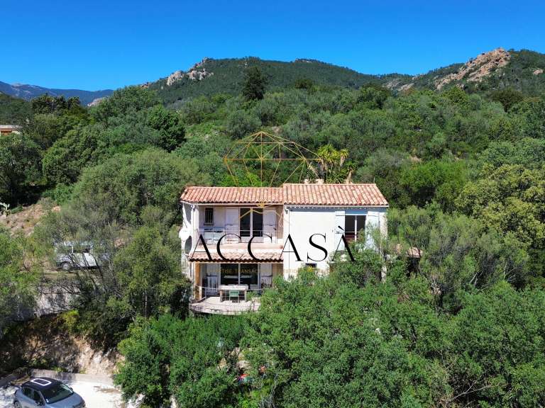 Villa with Sea view Lecci - 2 bedrooms - 95m²