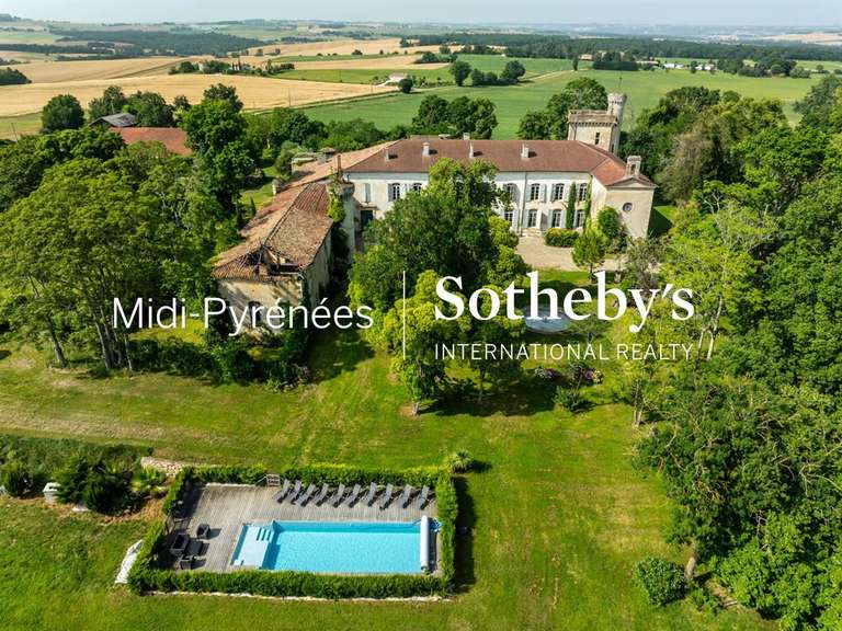 Castle Lectoure - 1432m²