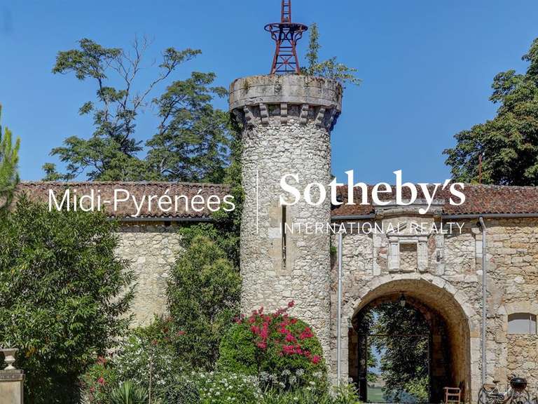 Castle Lectoure - 1432m²