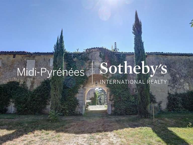 Castle Lectoure - 1432m²