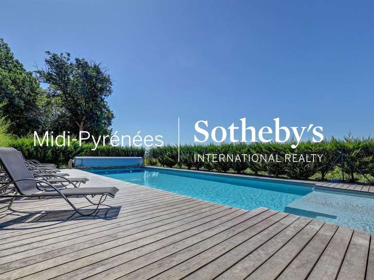 Castle Lectoure - 1432m²