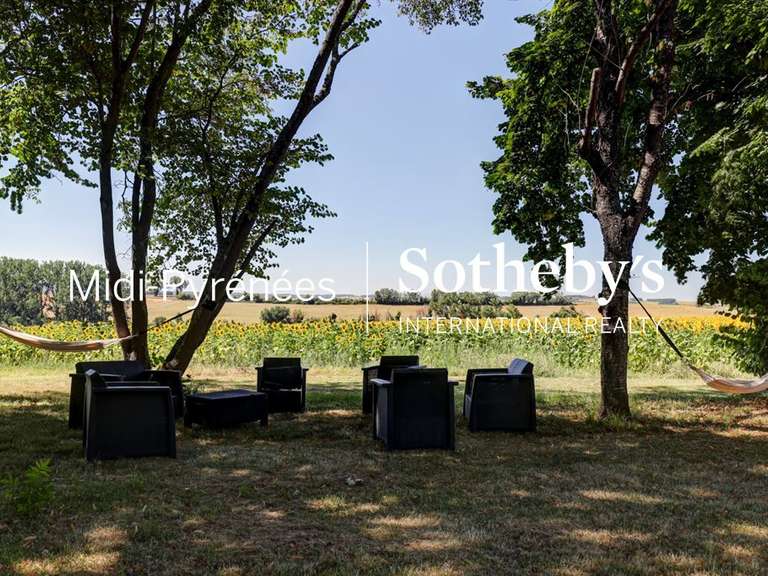 Castle Lectoure - 1432m²
