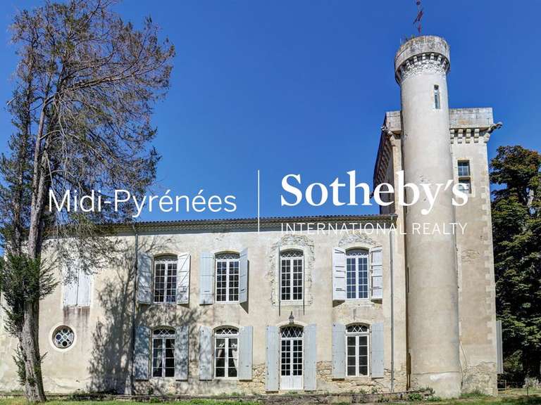 Castle Lectoure - 1432m²
