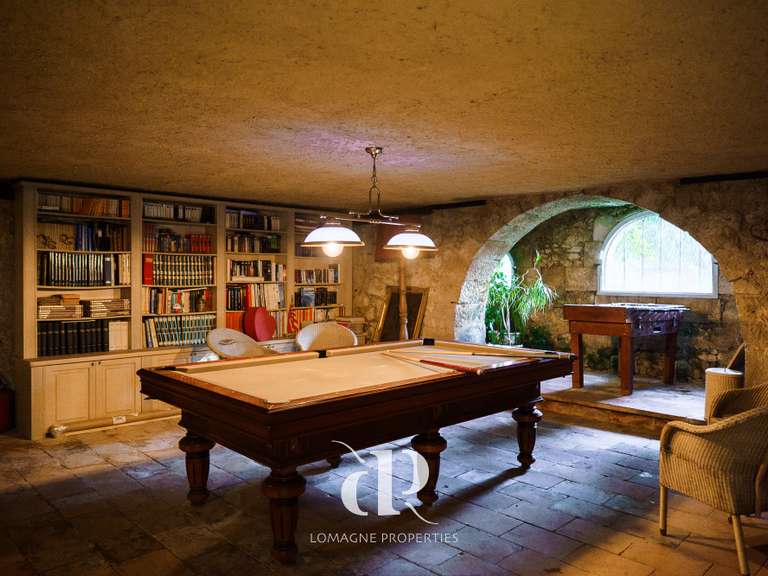 Château Lectoure - 8 chambres - 571m²