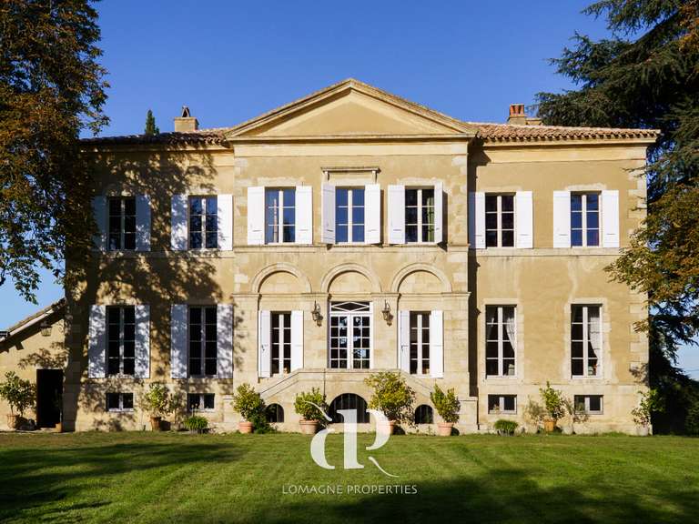 Château Lectoure - 8 chambres - 571m²