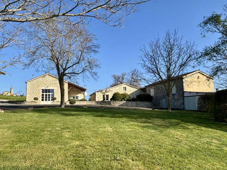 Maison Lectoure - 6 chambres - 346m²