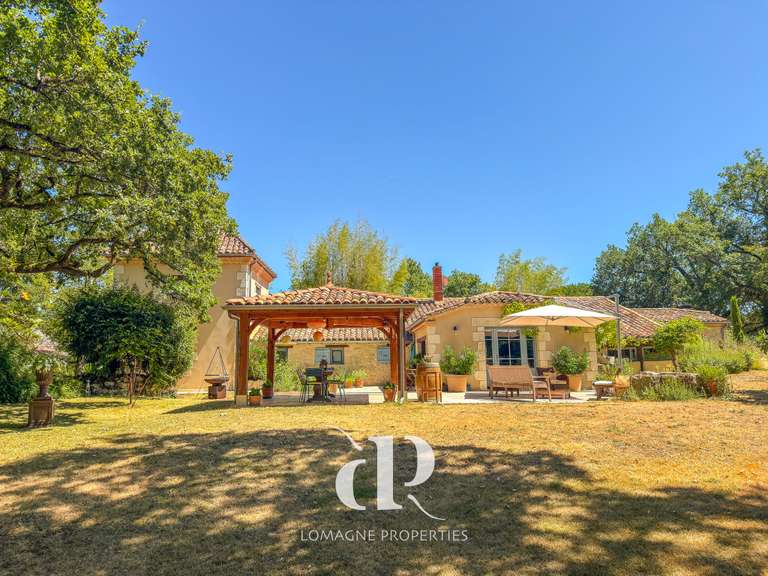 Maison Lectoure - 4 chambres - 227m²