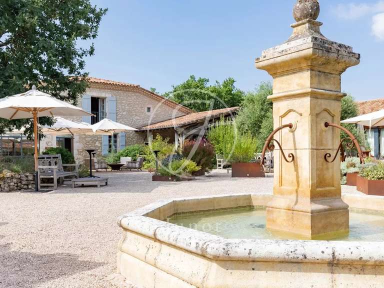 Propriété Lectoure - 11 chambres - 1000m²