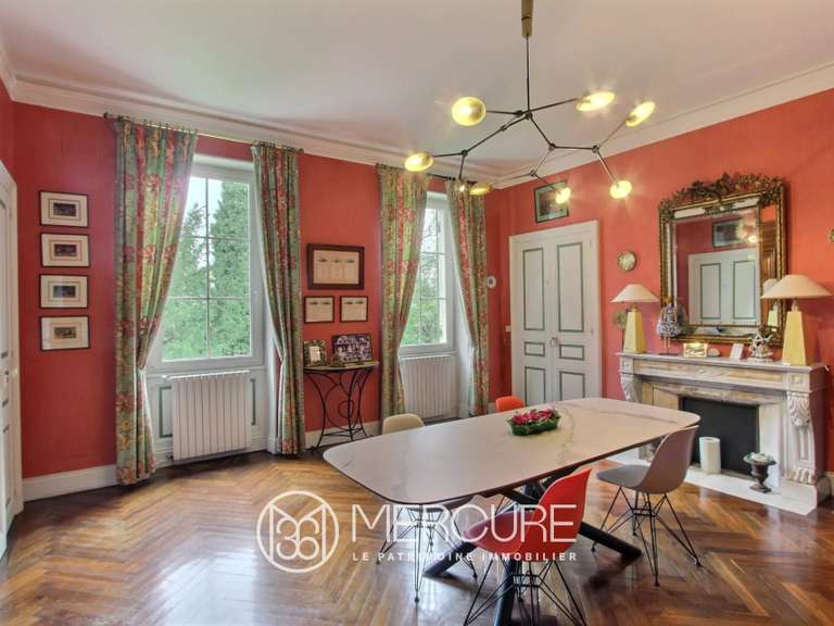Propriété Lectoure - 10 chambres - 845m²