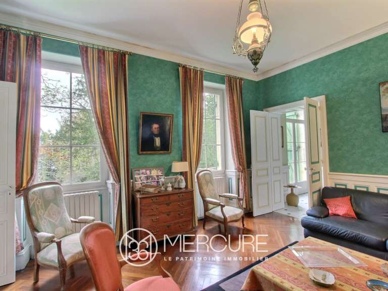 Propriété Lectoure - 10 chambres - 845m²