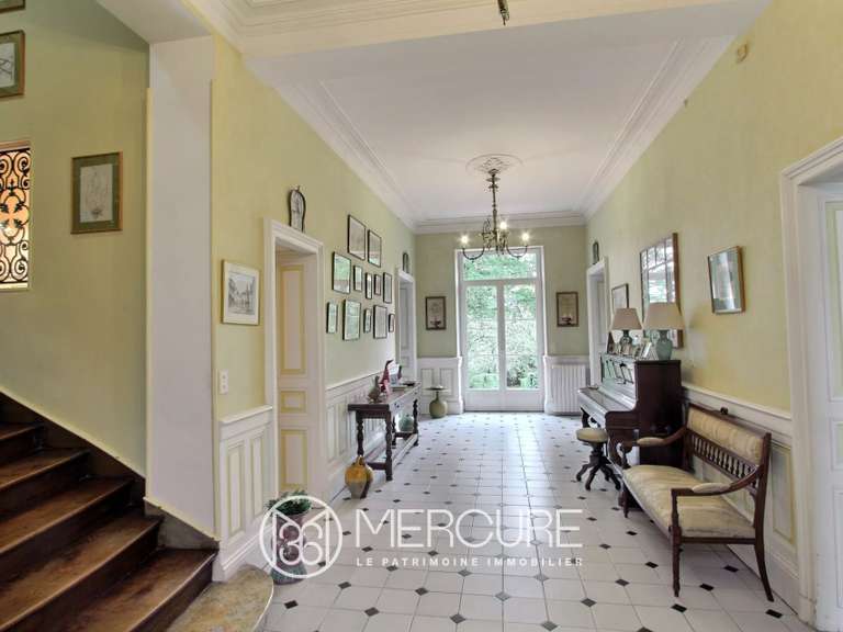 Propriété Lectoure - 10 chambres - 845m²