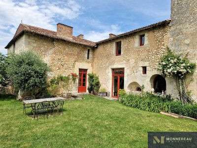 Château Léguillac-de-l'Auche - 10 chambres - 674m²