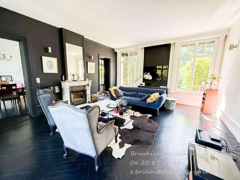 House Lens - 5 bedrooms