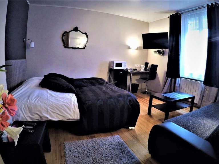 Maison Lens