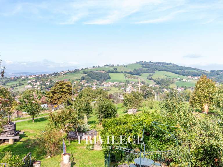 Maison Lentilly - 5 chambres - 304m²