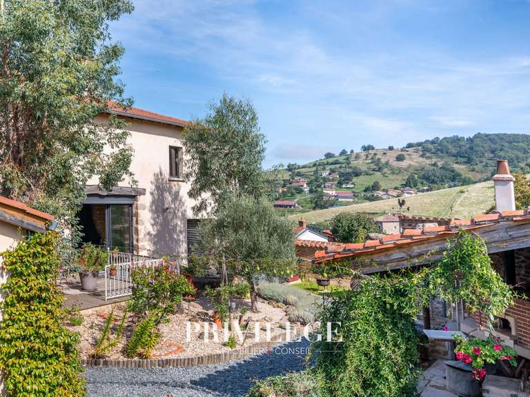 Maison Lentilly - 5 chambres - 304m²