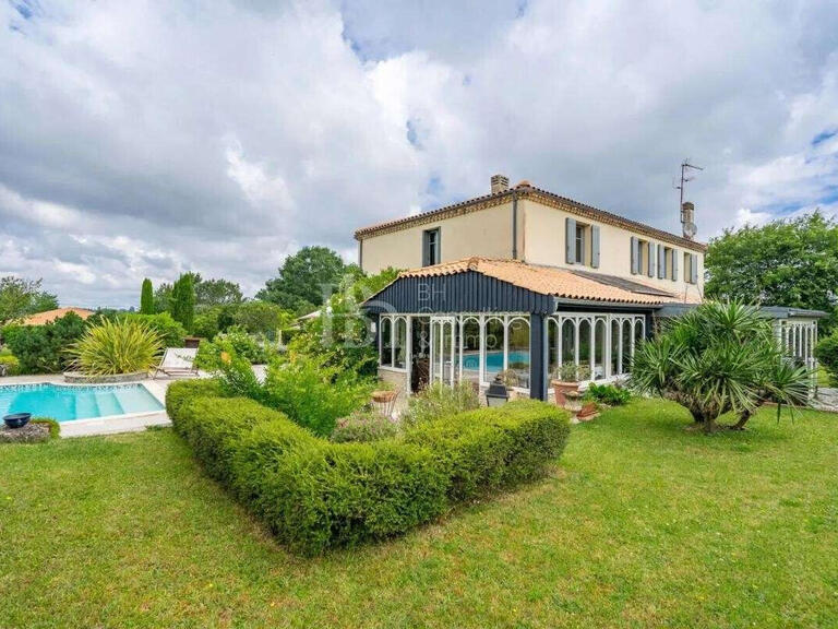 House Léognan - 5 bedrooms