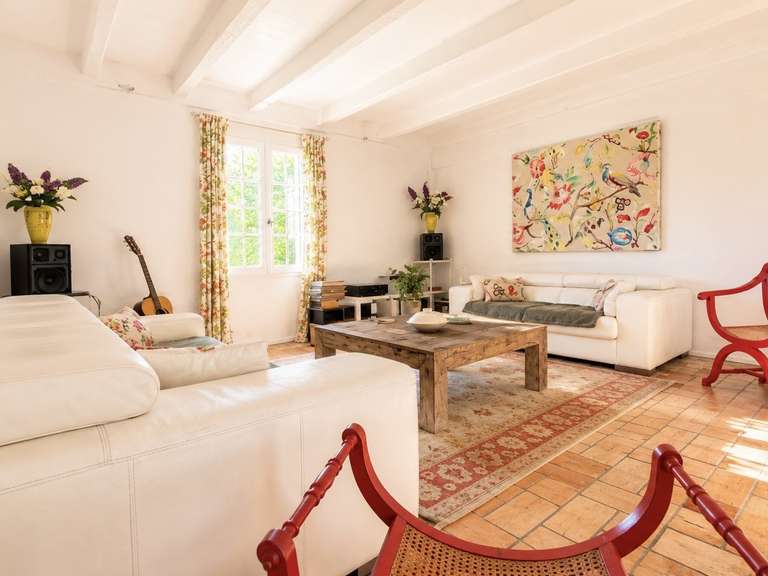 Propriété Léon - 7 chambres - 301m²