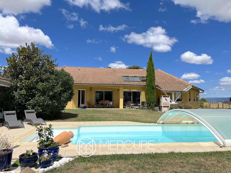 Maison Les Abrets en Dauphiné - 6 chambres - 229m²