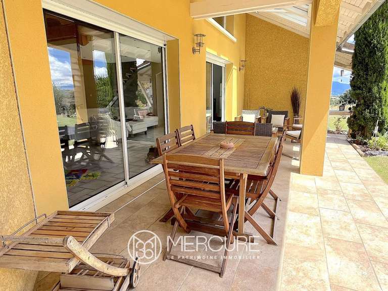 Maison Les Abrets en Dauphiné - 6 chambres - 229m²